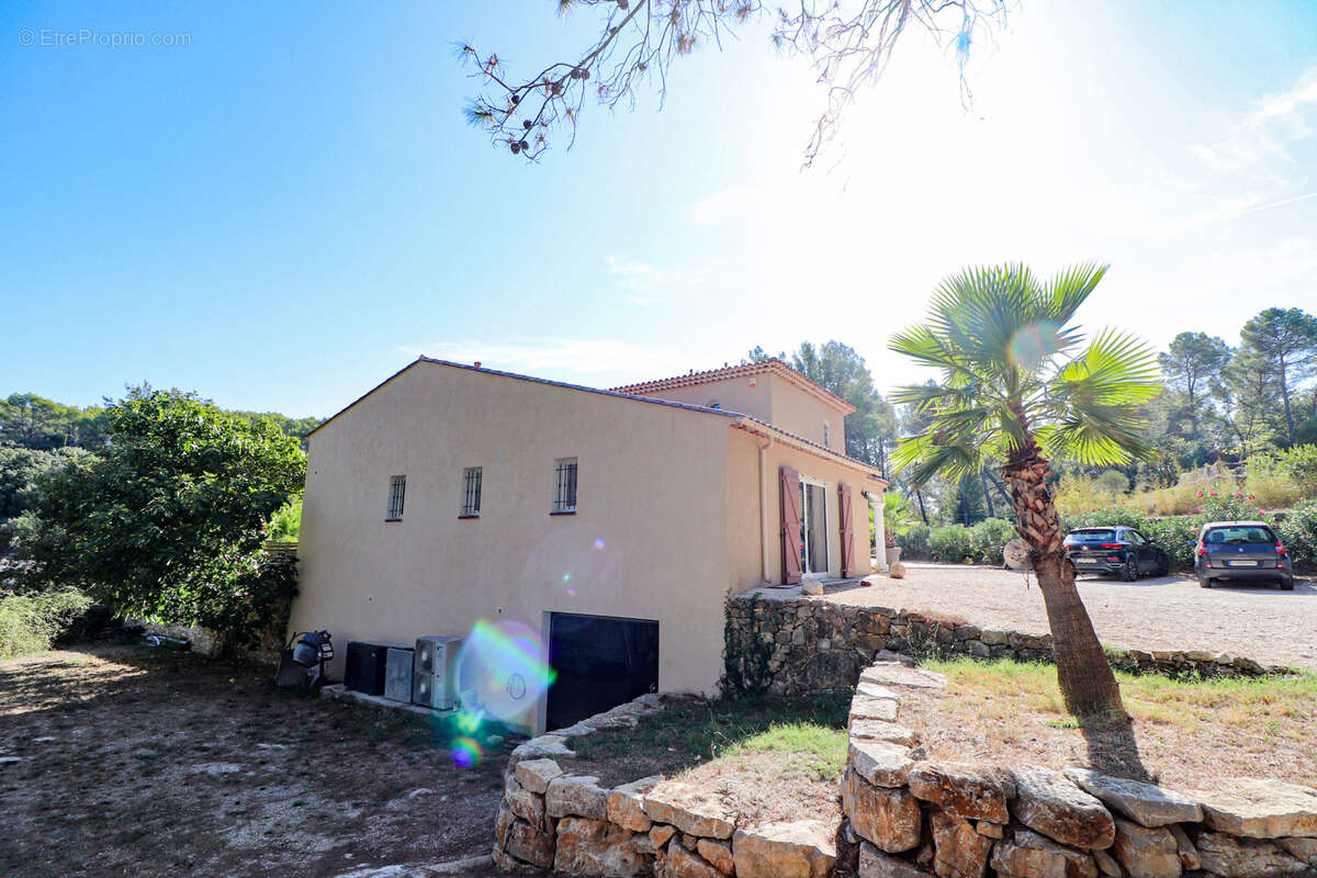 Maison à DRAGUIGNAN