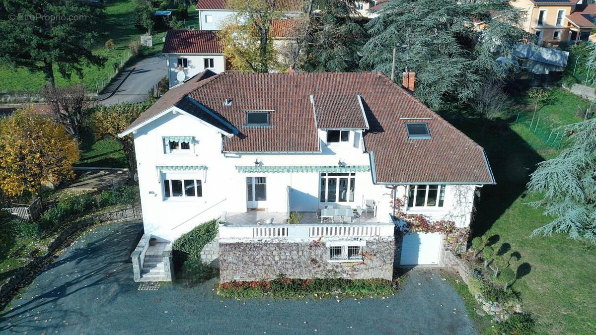 Maison à PONTCHARRA-SUR-TURDINE