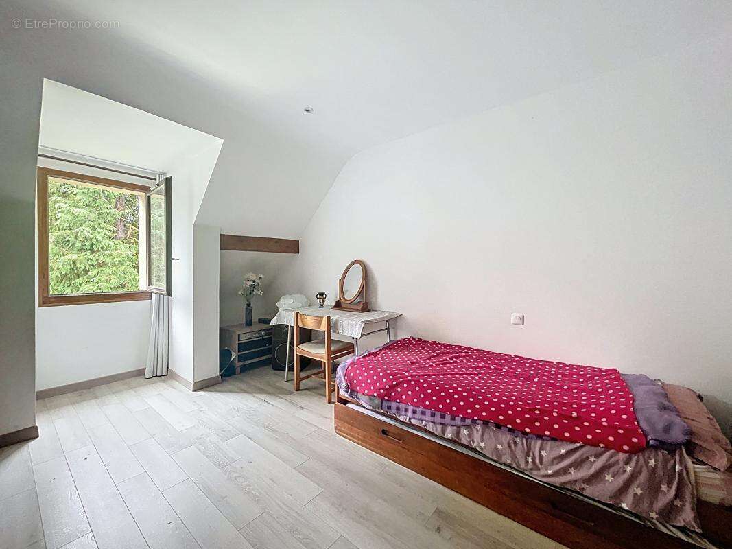 Maison 150 m² à Jouars-Pontchartrain  - photo 20