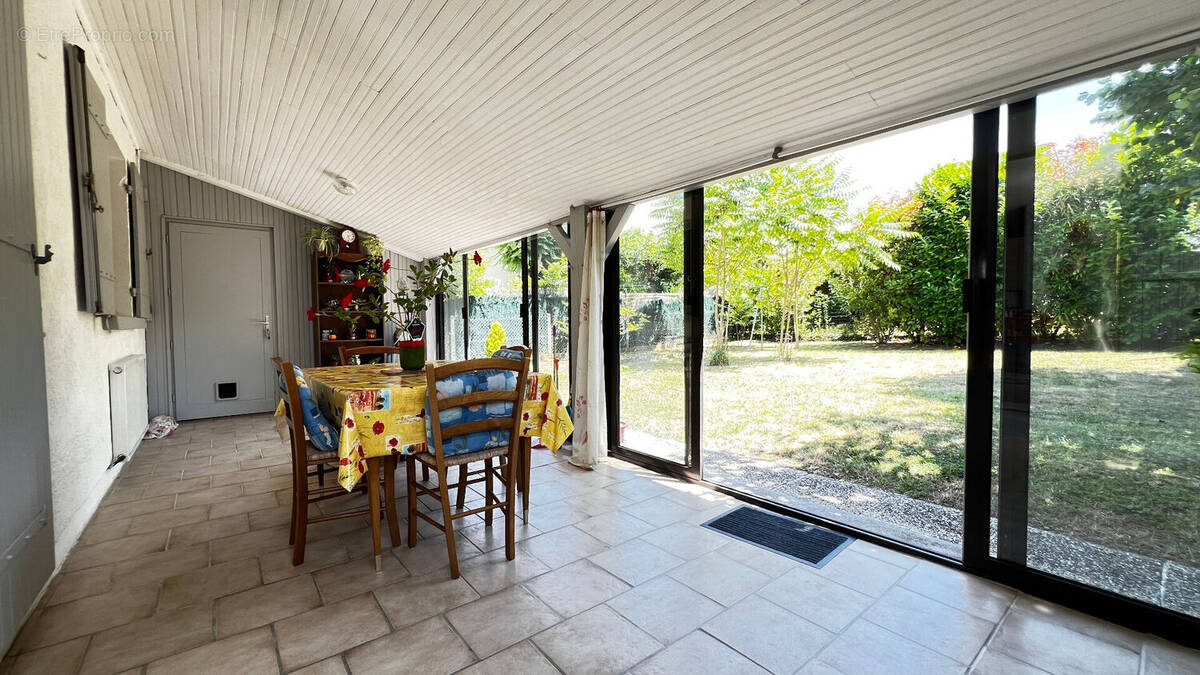 Maison à SEMUSSAC