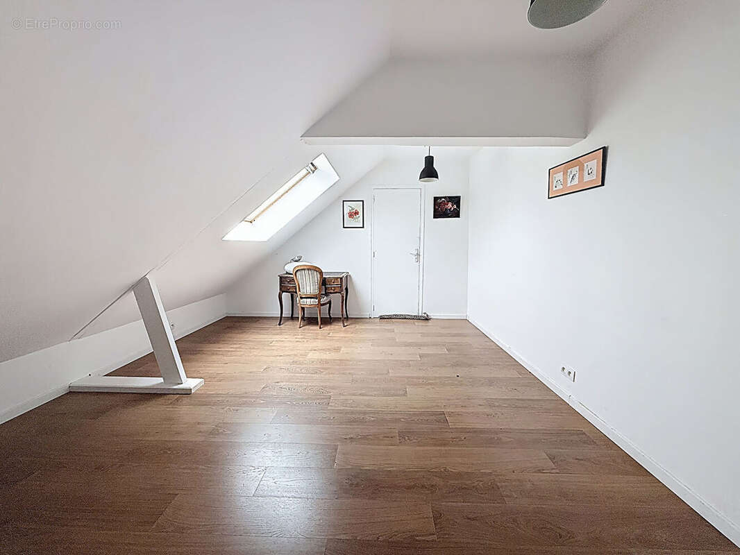 Maison à LES ESSARTS-LE-ROI