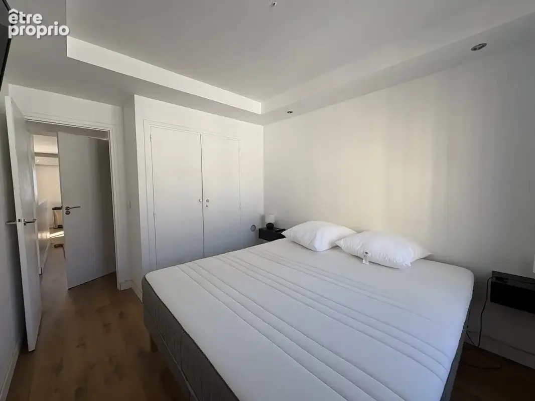 Marseille 2e, Joliette : T3 de 55 m2 rénové, climatisé, avec terrasse. Idéal investisseur - photo 6