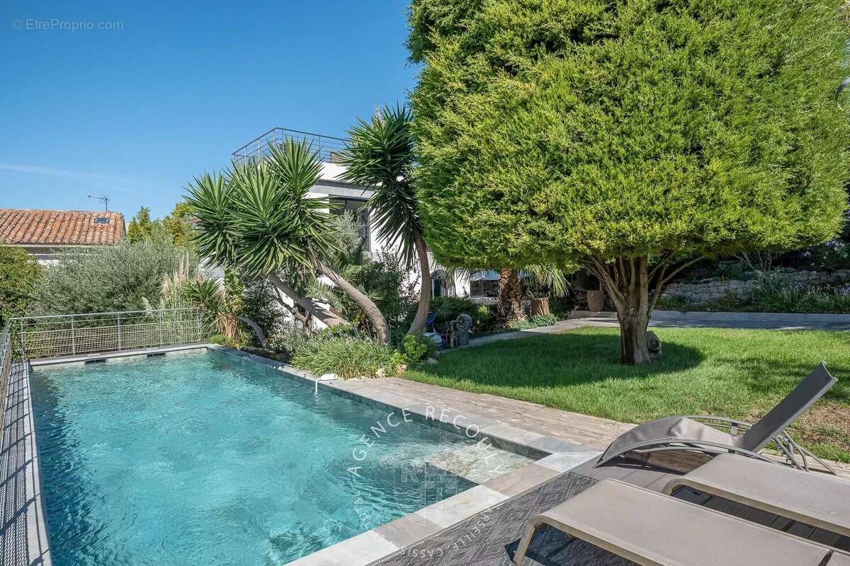 Maison à MARSEILLE-7E