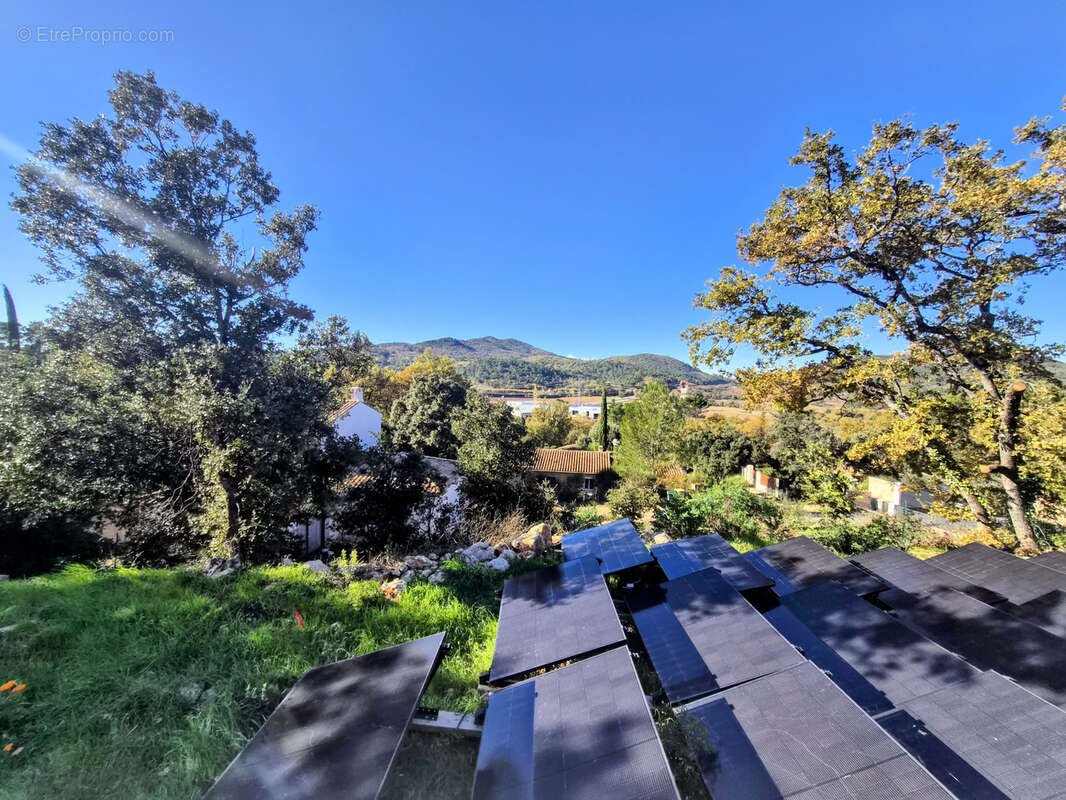 Maison à FLASSANS-SUR-ISSOLE