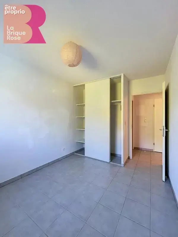 À vendre – Appartement T3 de 59 m² avec terrasse et deux places de parking à Fenouillet - photo 9
