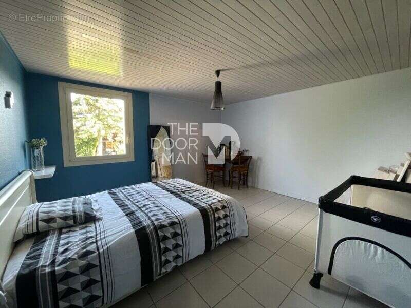 Maison 52000 - photo 19