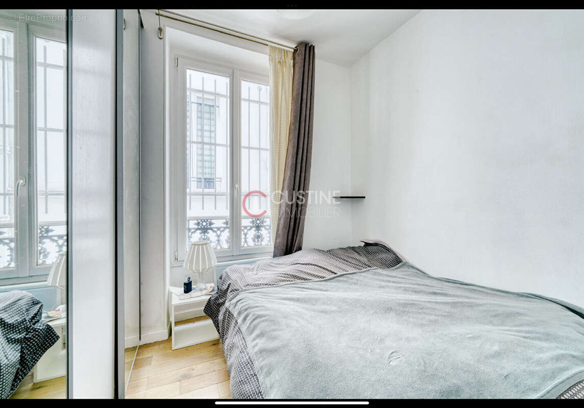 Appartement à PARIS-18E