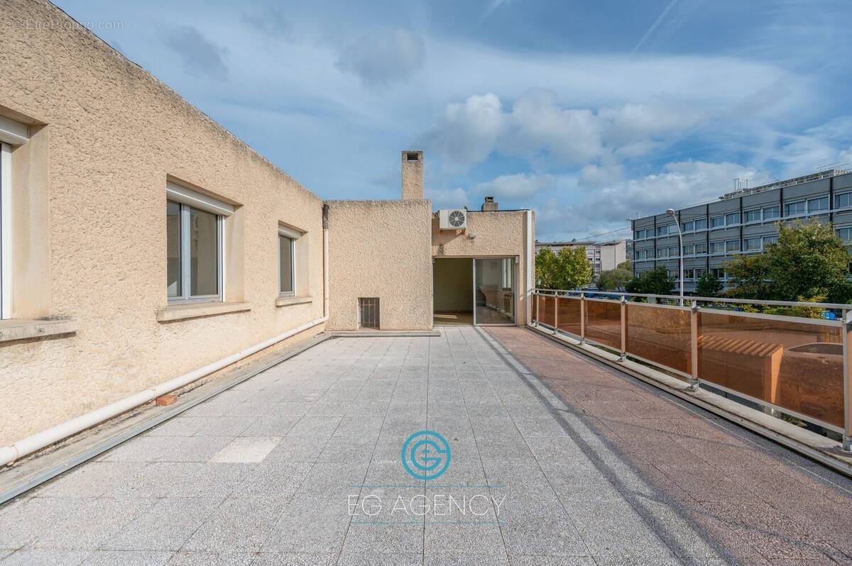 Appartement à MARSEILLE-9E