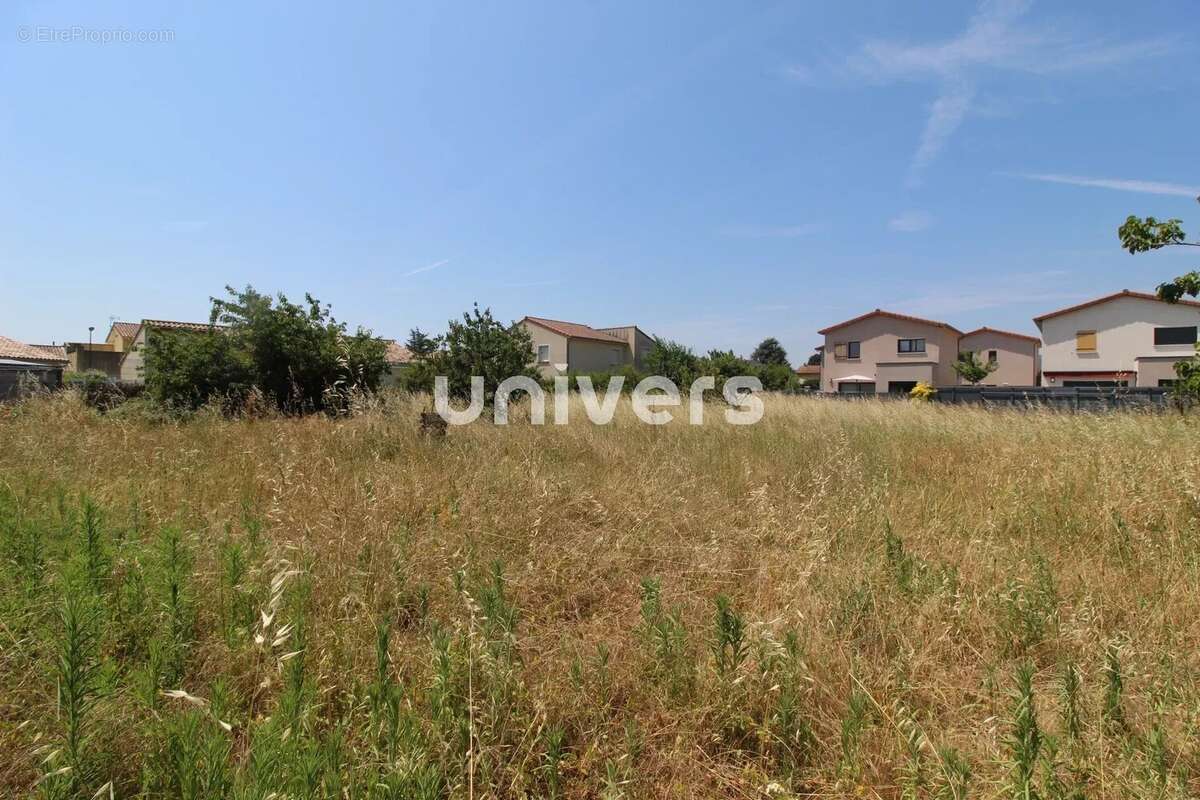 Terrain à BOURG-LES-VALENCE