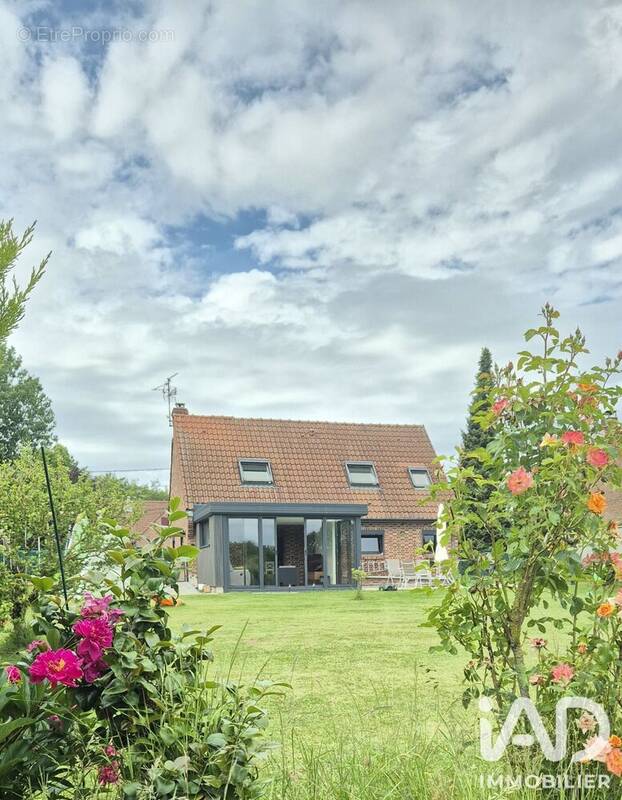 Photo 1 - Maison à LECELLES