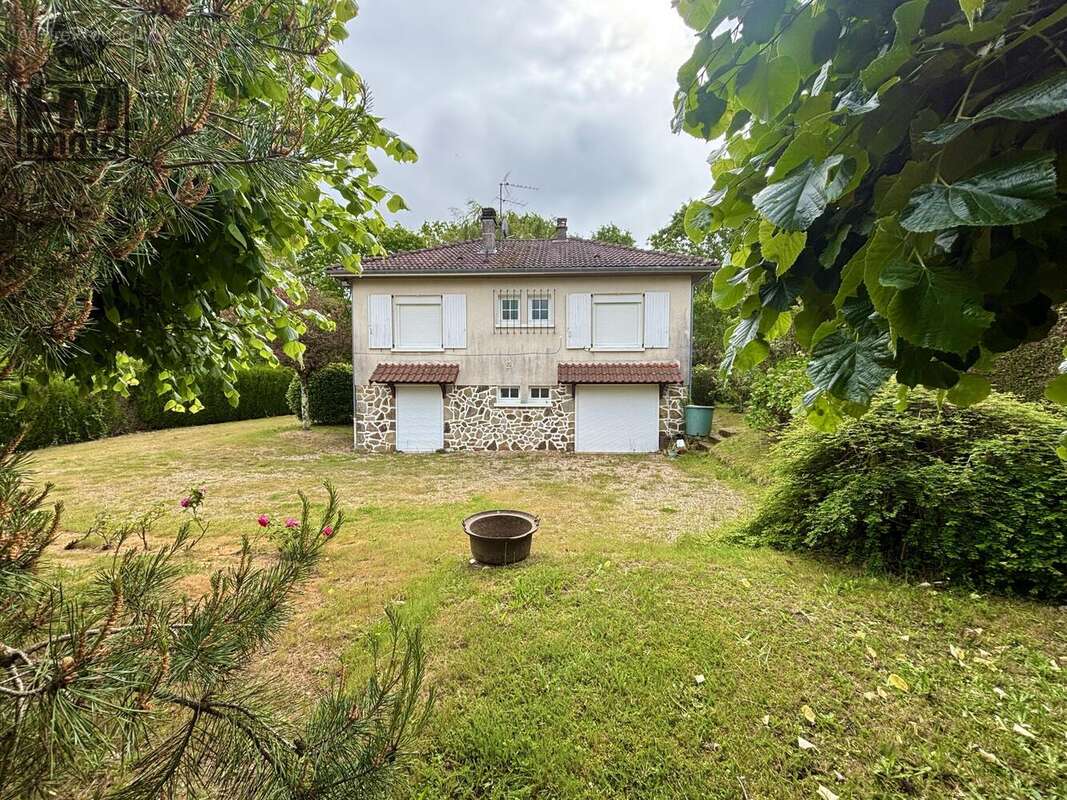 n°1 - Maison à COGNAC-LA-FORET