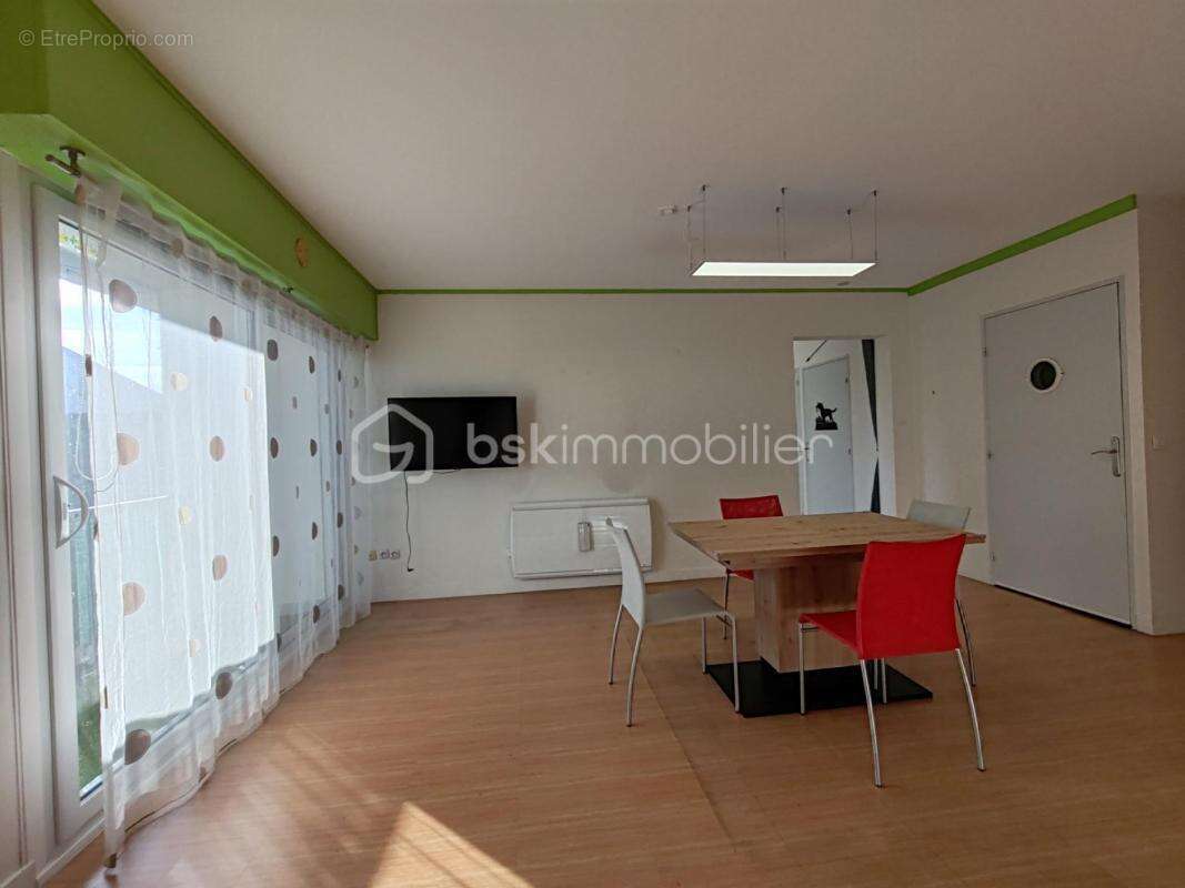 Appartement à ARTENAY