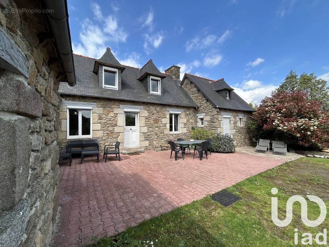 Photo 1 - Maison à PONTRIEUX