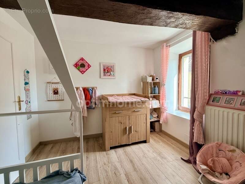 Maison à LA CROIX-EN-BRIE