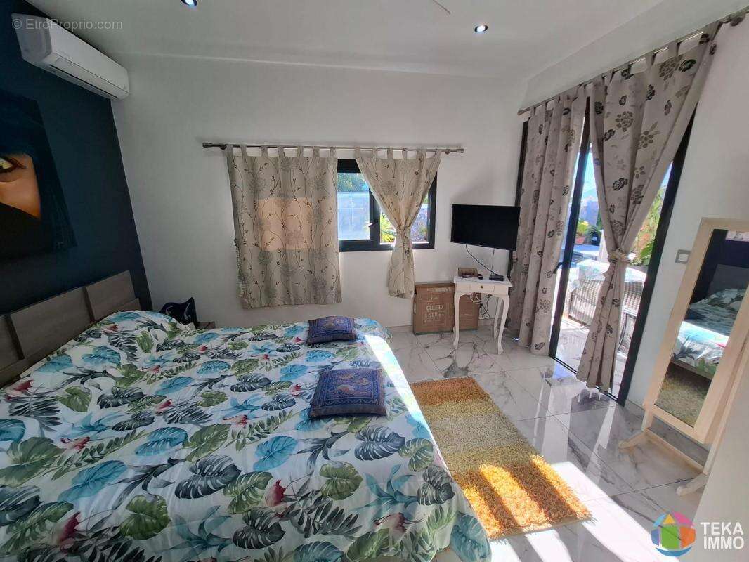 Maison à SAINT-BENOIT