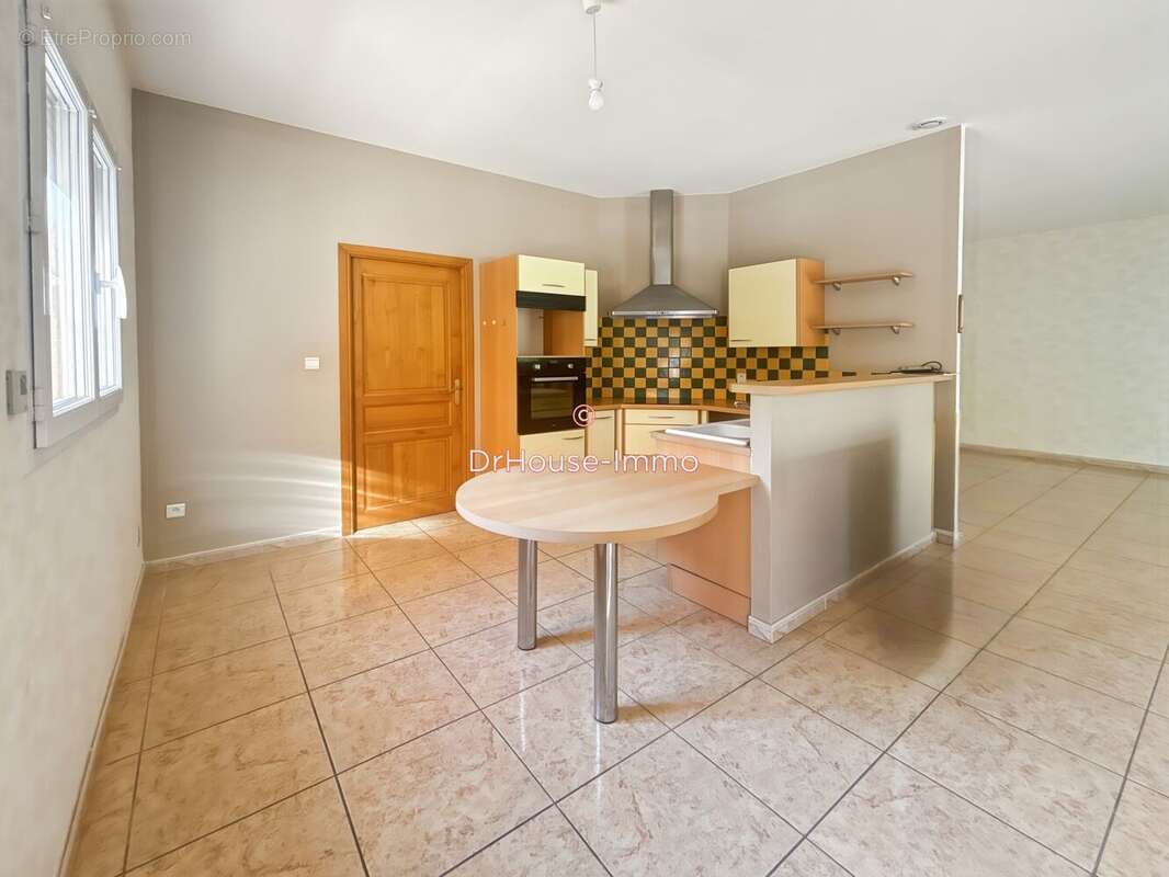 Maison 155 m² à Gignac  - photo 4