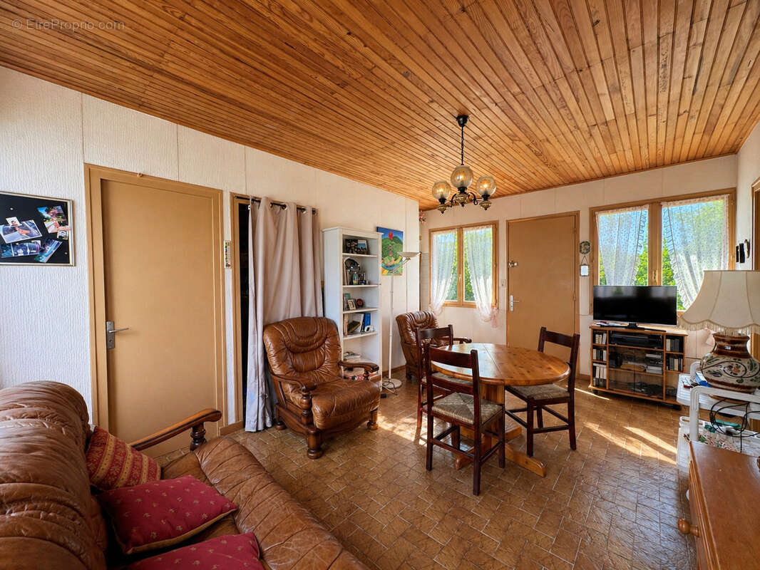 Maison à PELUSSIN