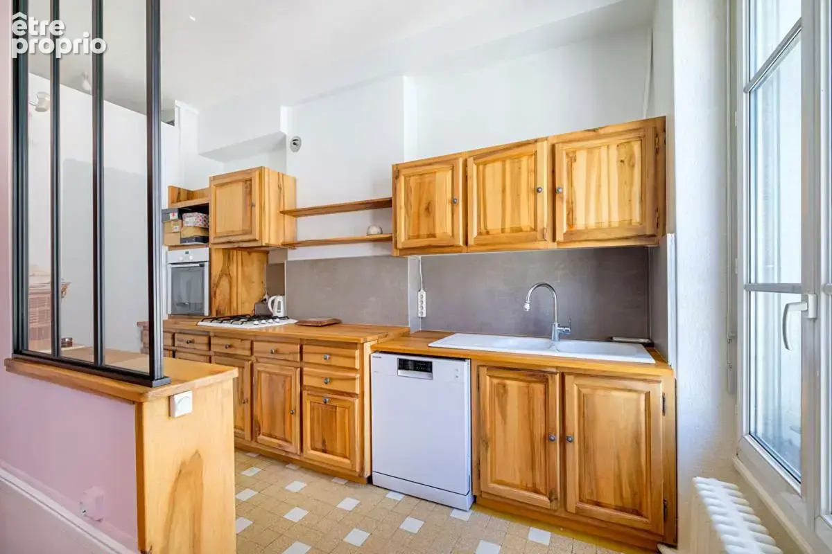 Vente appartement T4 - Lyon 6ème - photo 3