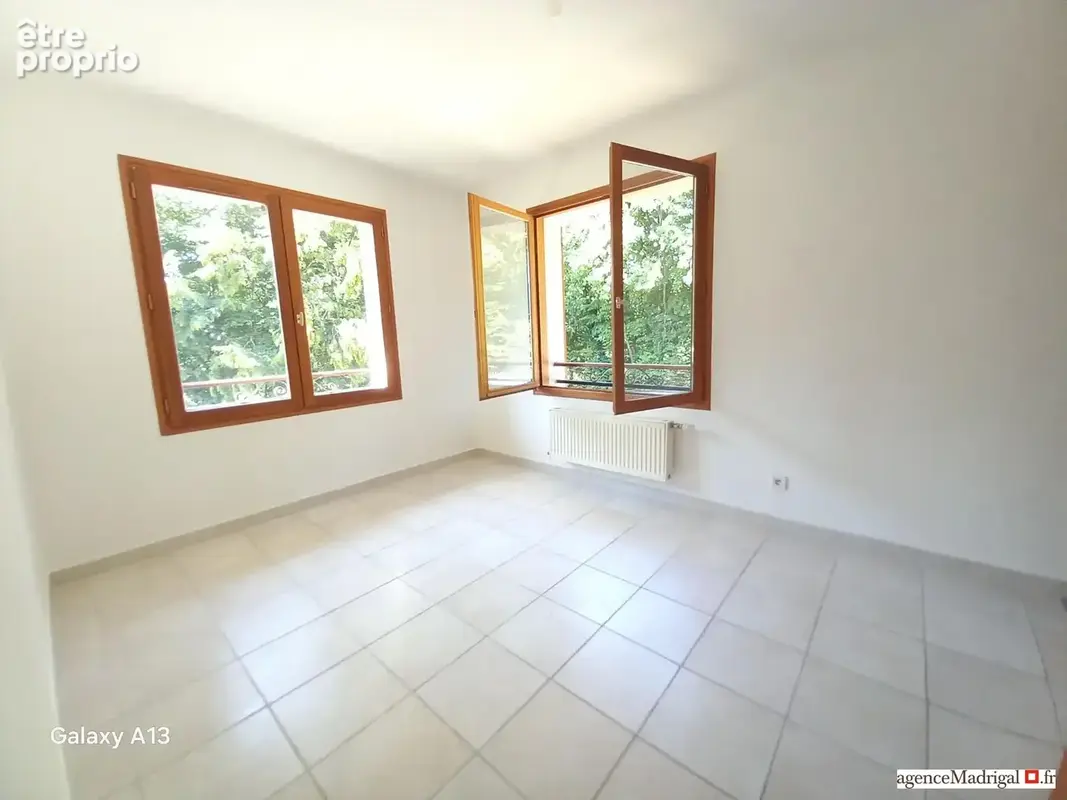 Maison 150 m² à Voiron  - photo 9