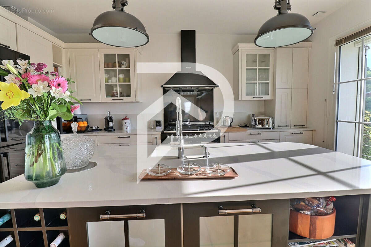 Maison à LA FRETTE-SUR-SEINE