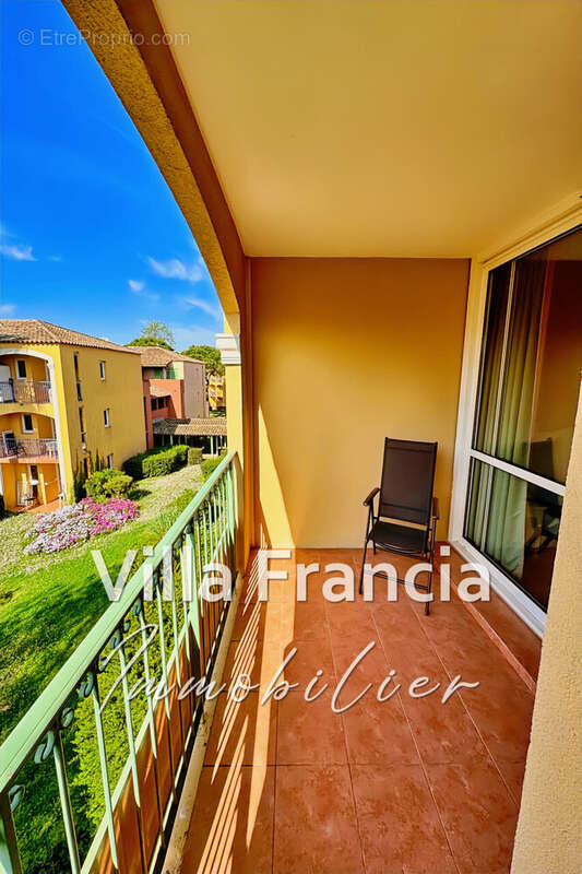 Appartement à MANDELIEU-LA-NAPOULE