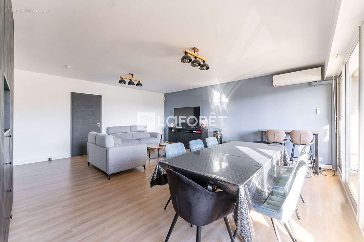 Appartement à MARSEILLE-10E