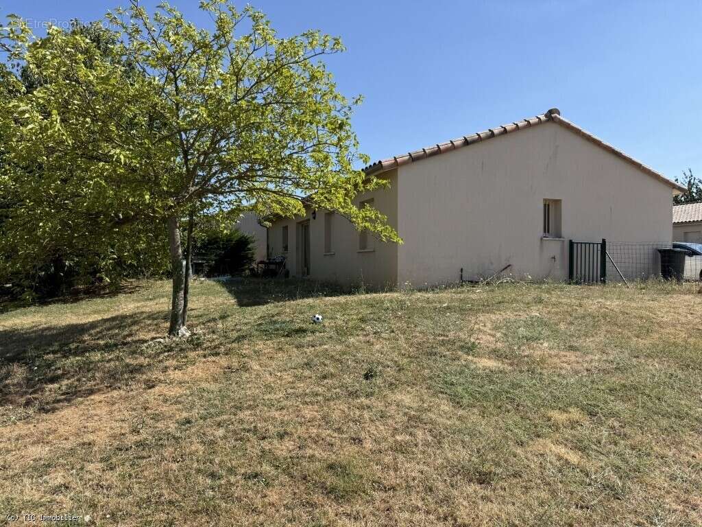 Opportunité de l'Investissement Locatif à Verteuil-Sur-Charente - photo 4