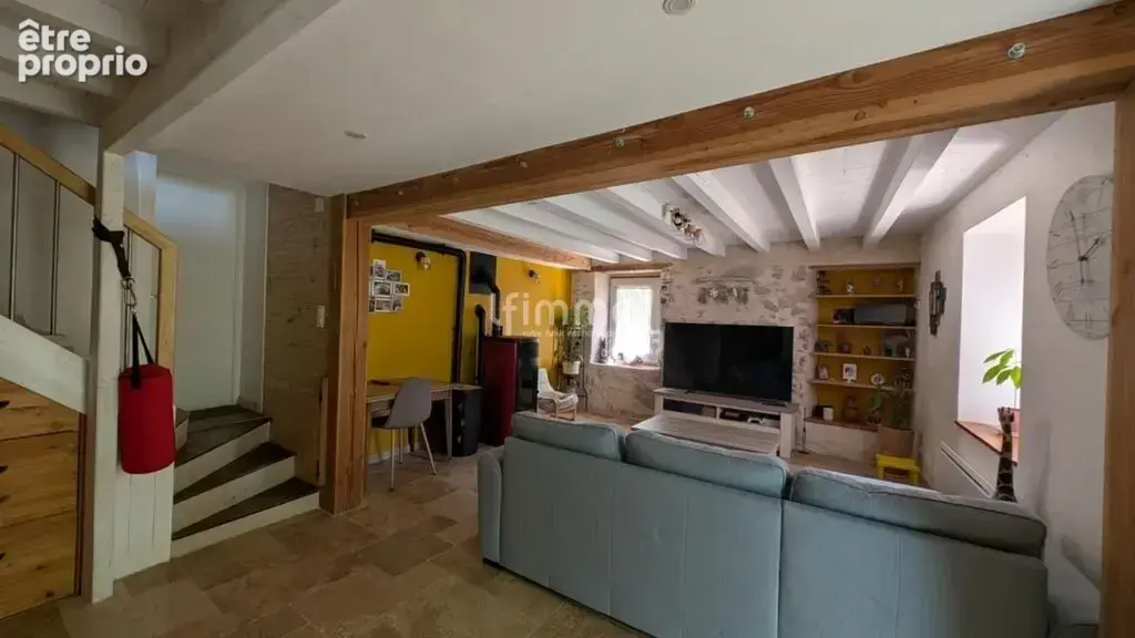 Maison à VILLARDEBELLE