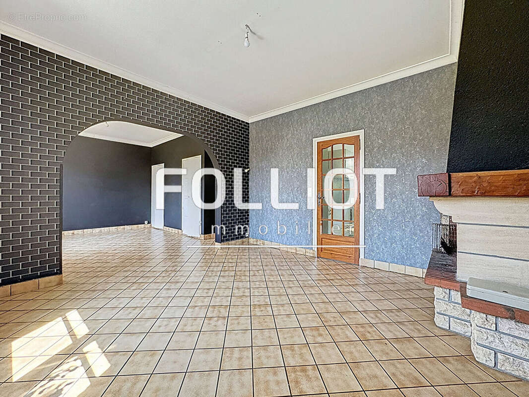 Maison à SAINT-GERMAIN-LA-BLANCHE-HERBE