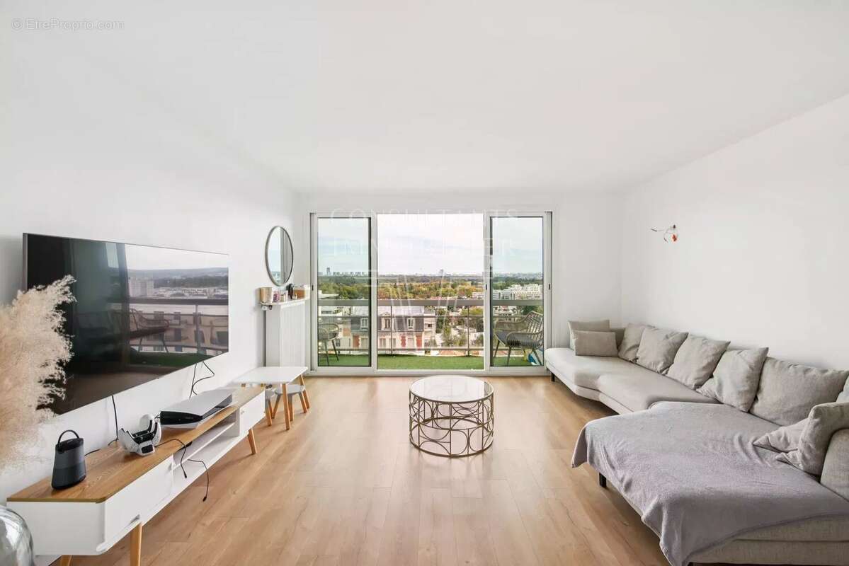 Appartement à SURESNES