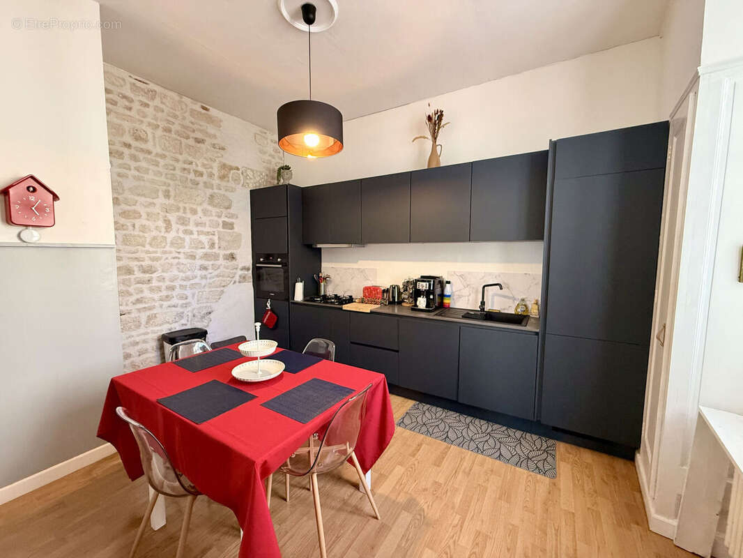 Photo 2 - Maison à FONTENAY-LE-COMTE