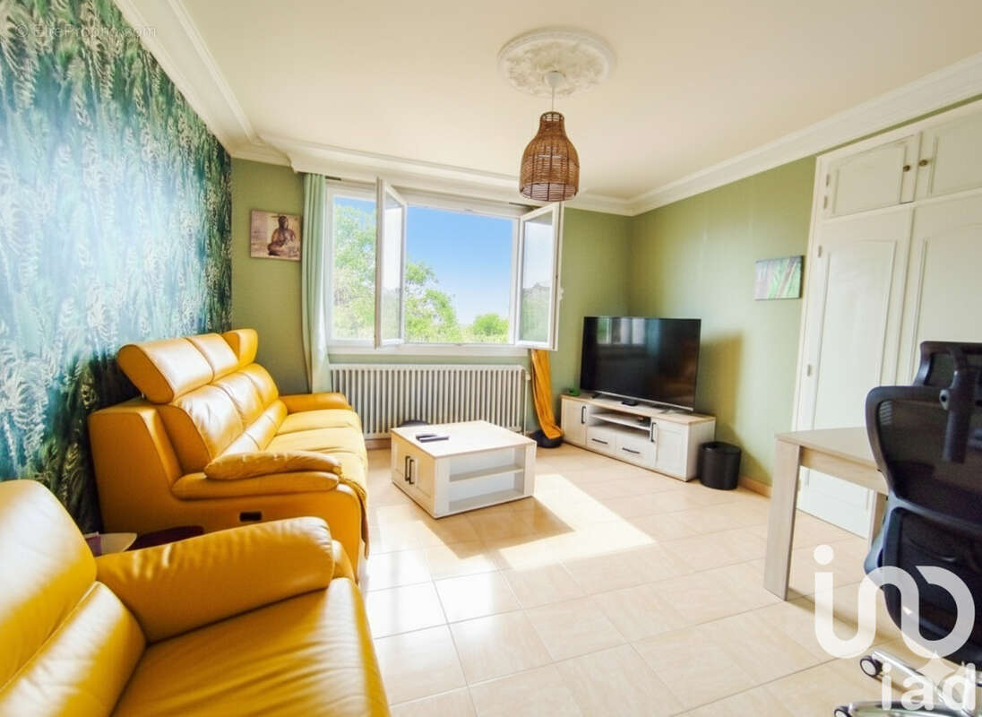 Photo 3 - Maison à MONTLUCON