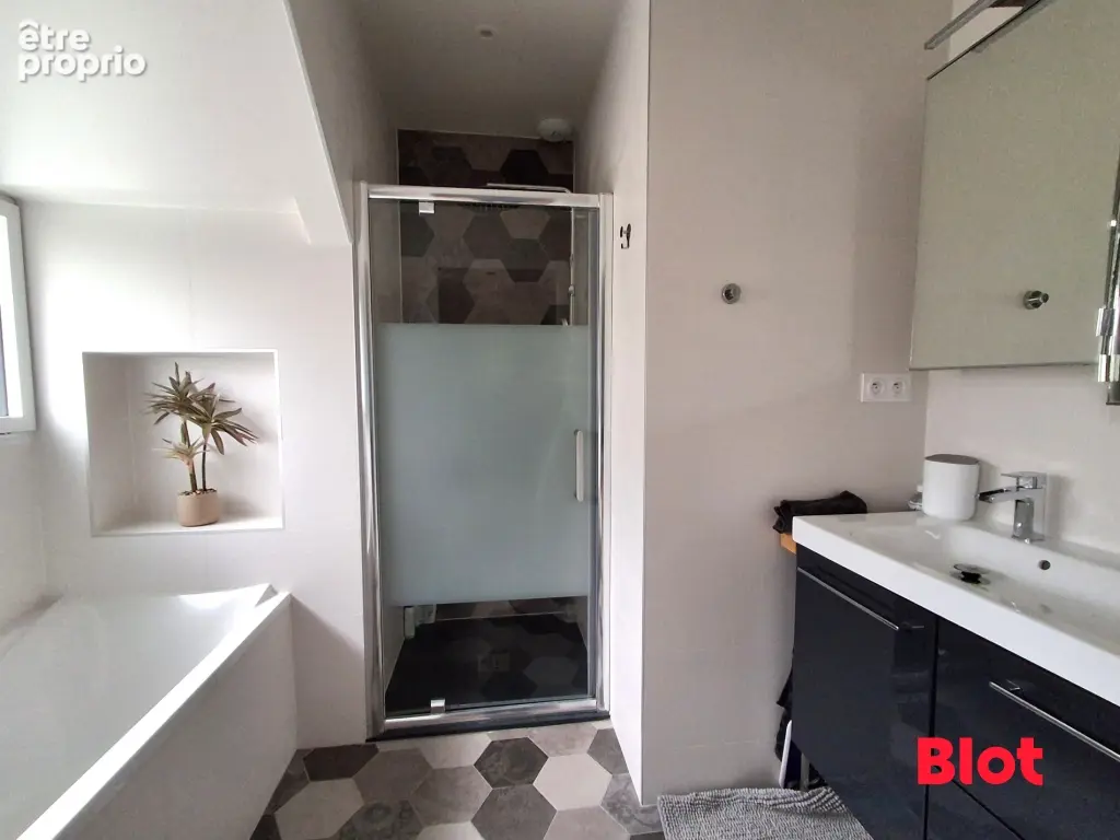 Maison 6 pièces 149 m² à vendre à Chateaubourg (35220) - photo 7