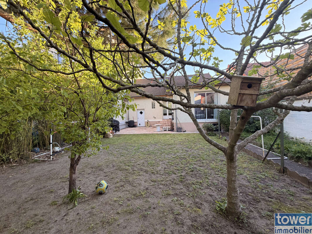 Maison à DRANCY