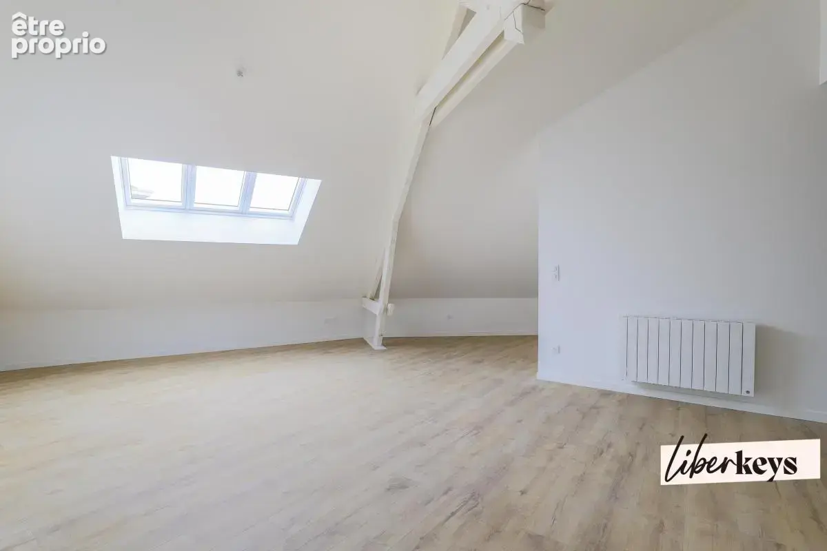 Appartement rénové de 58 m² – 2 chambres – Dernier étage en centre-ville d’Amiens - photo 3
