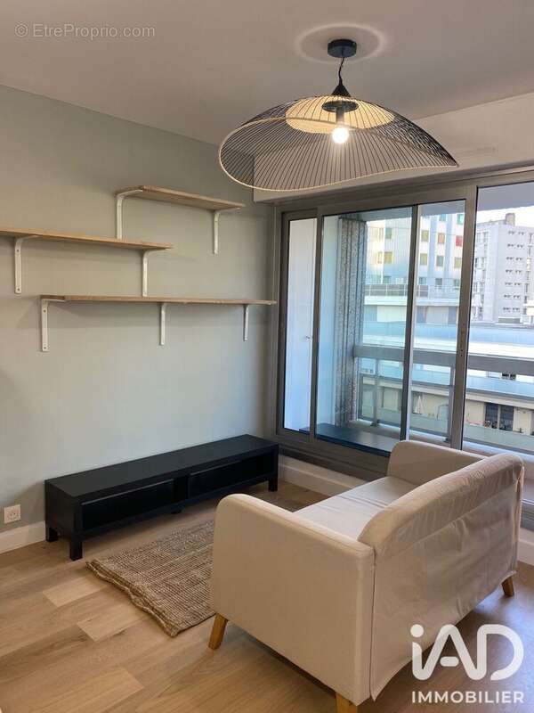 Appartement 35 m² à Paris-19e  - photo 6