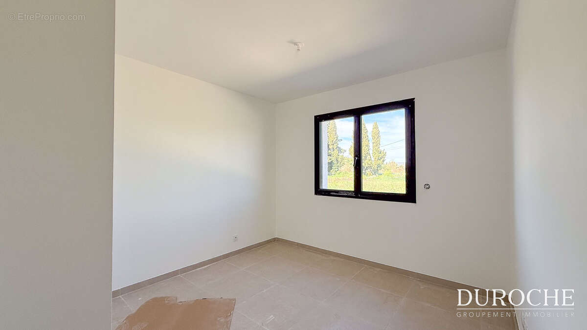 Maison plain-pied RE 2020   2 chambres, terrasse sud et prestations modernes à Camaret-sur-Aigues - photo 6