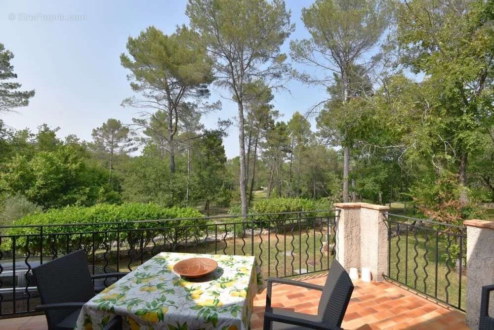Maison à FAYENCE