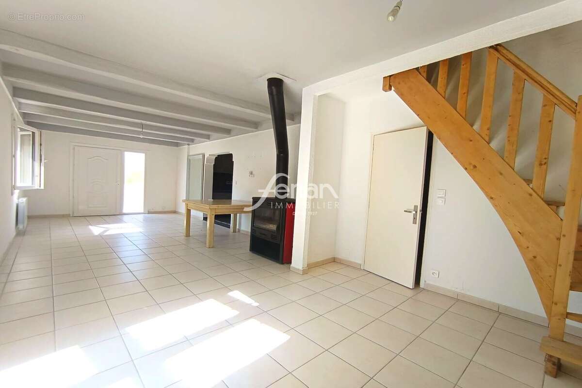 Maison 94 m² à Draguignan  - photo 6
