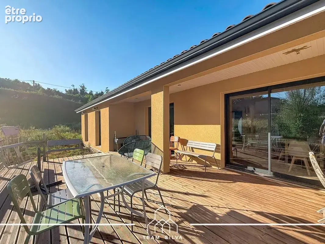 Maison 4 pièces 110 m² à vendre à Chambost-Longessaigne (69770) - photo 13