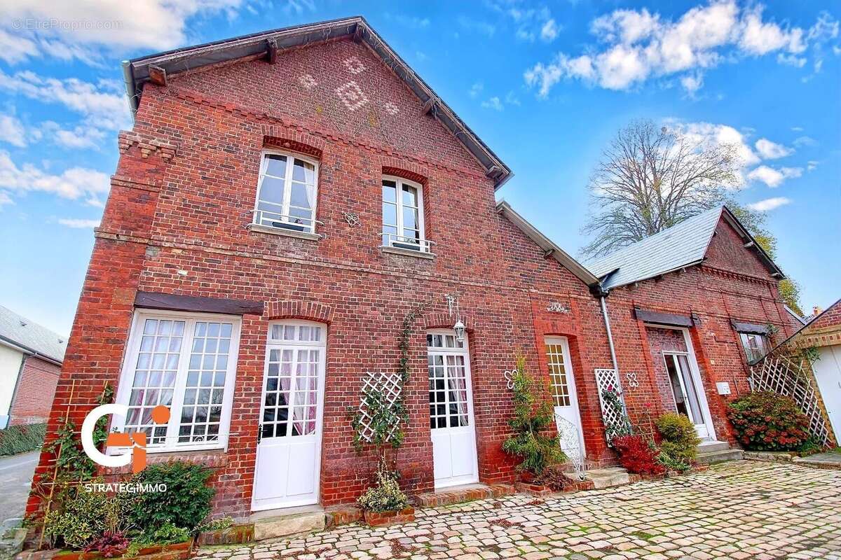 Maison à LINTOT-LES-BOIS