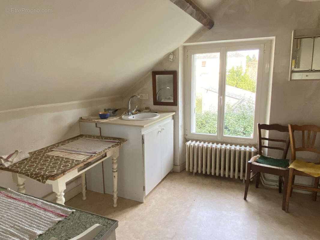 Maison à ARNAC-POMPADOUR