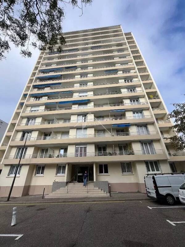 Appartement à CUSSET