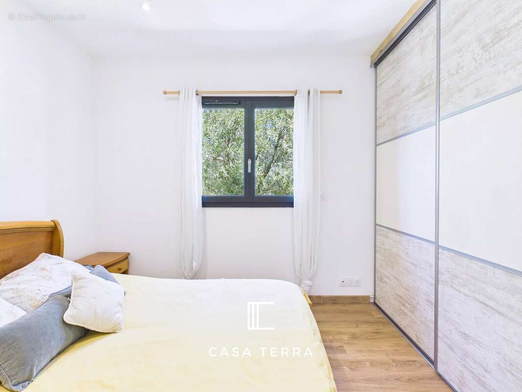 LENZA - Villa composée de 3 logements, vue collines / Pinarello - photo 14