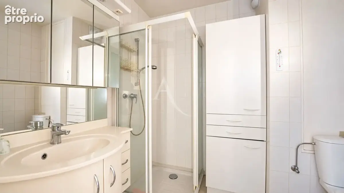 À vendre - appartement t2 avec 2 balcons à saint-julien-en-genevois - photo 8