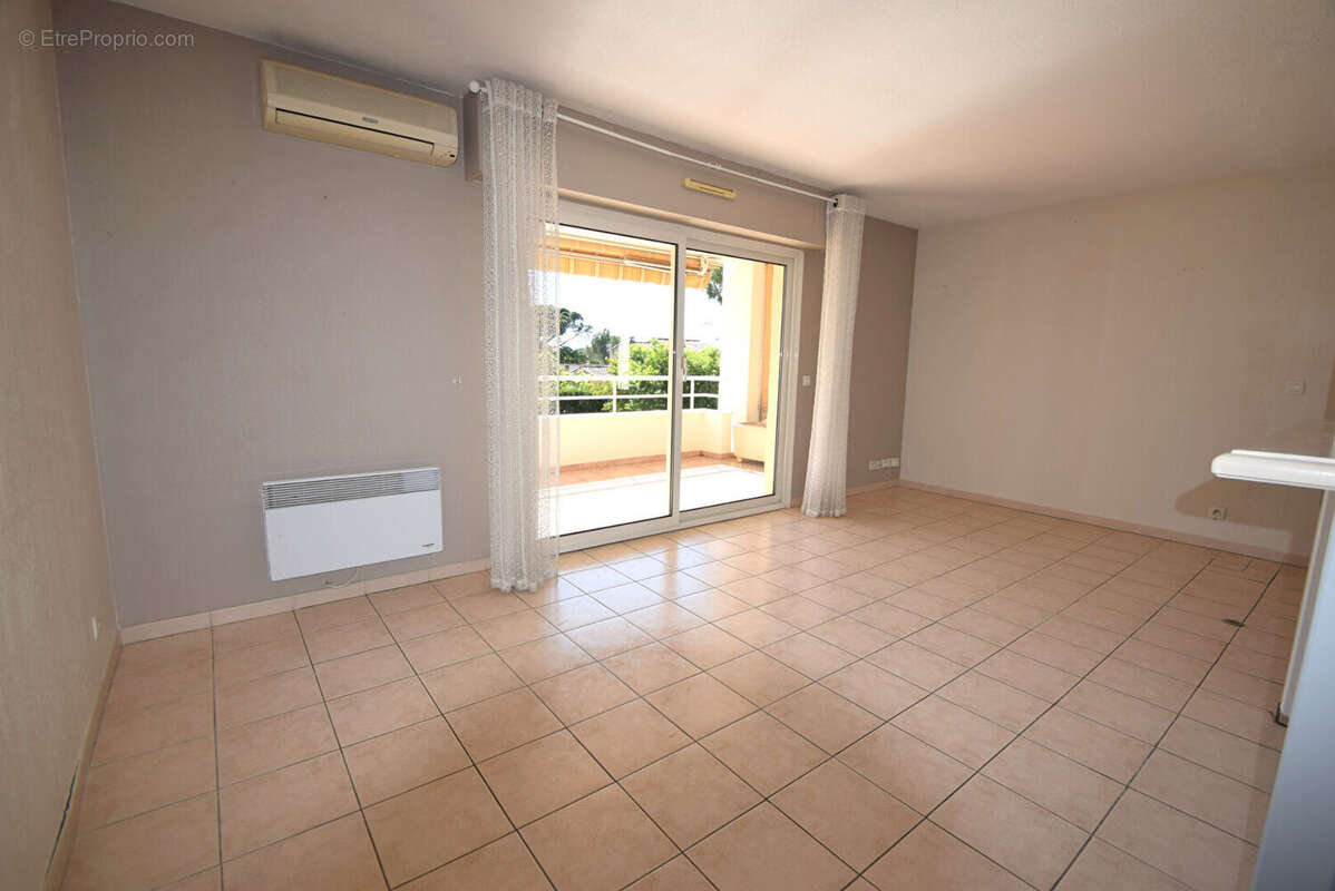 Appartement à SAINT-RAPHAEL