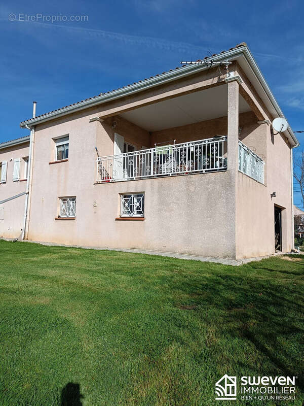 Maison à CASTELNAU-PICAMPEAU