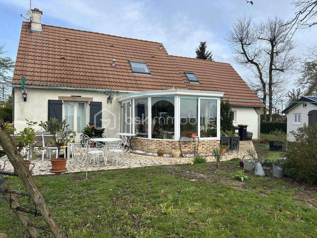 Maison spacieuse et lumineuse de 145m² avec terrasse agréable - photo 2