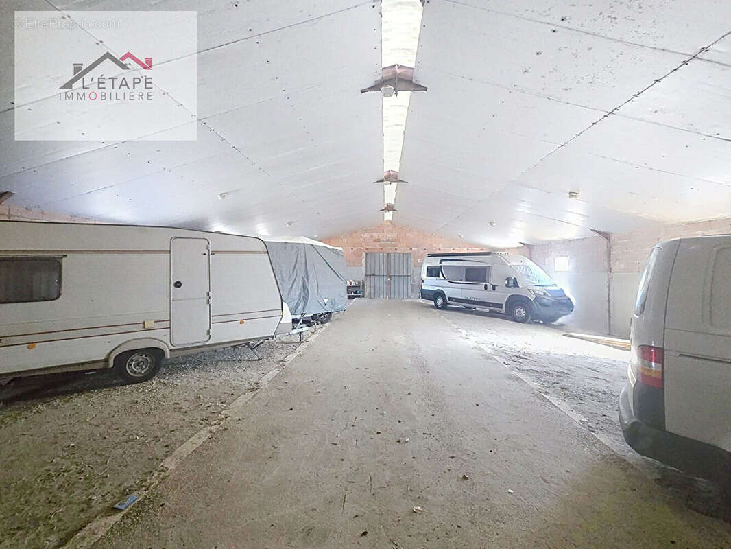 Bâtiment agricole de 526 m² sur une parcelle de 1 744 m² ! Venansault - photo 3