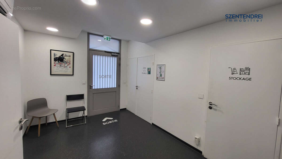 vente szentendrei immobilier pezenas - Commerce à PEZENAS